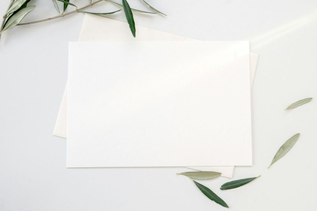 Tips for Choosing Wedding Invitation Paper